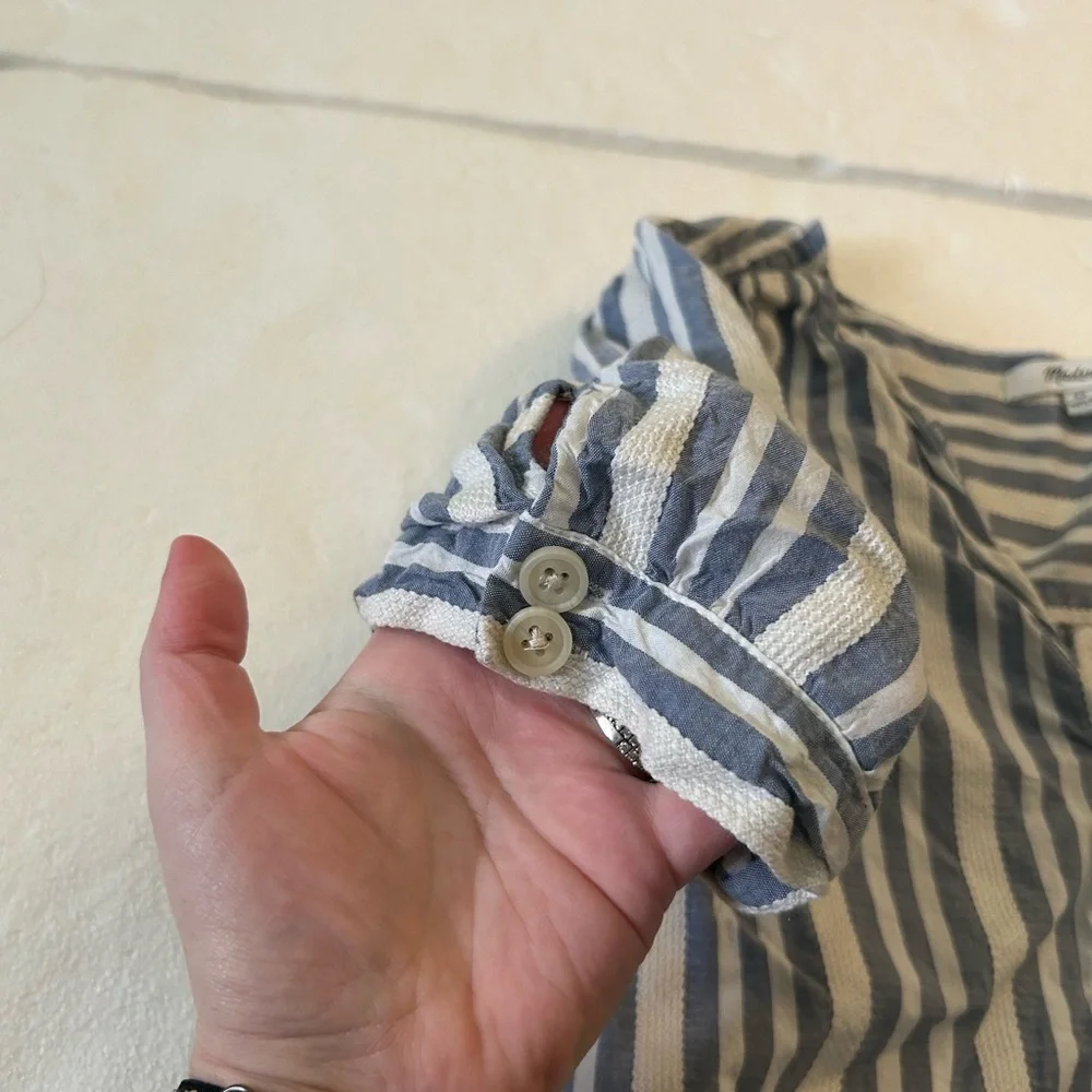 Madewell blue white striped button down short sleeve top